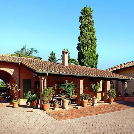 Hesse Farm Borgo Pinete Le Vedute